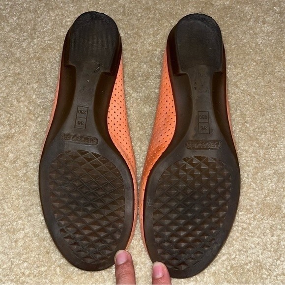 Orange Flat Aerosoles - Picture 2 of 5
